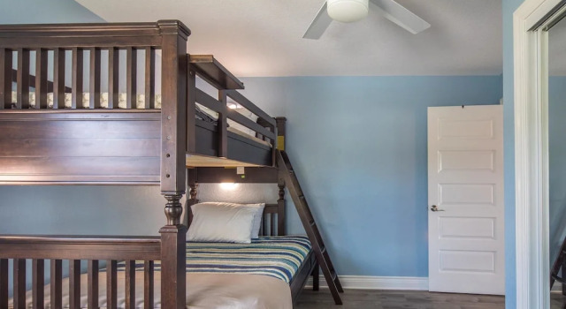 LEDGEROCK POINTE - 3 Br Home