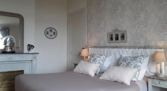 Двухместный номер Standard с балконом Le Manoir de Crisolles