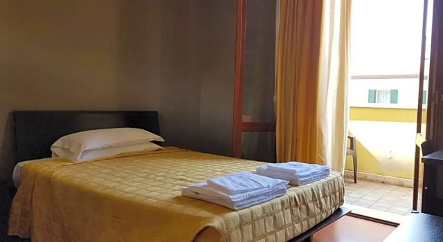Двухместный номер Standard с балконом Small Hotel Royal