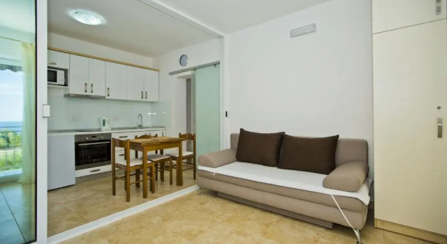 Apartment Lusy, Prenota Appartamento Città di Lesina 