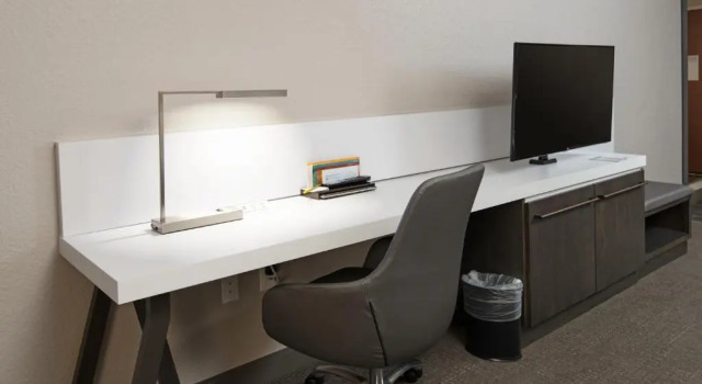 Номер Standard Hilton Garden Inn Las Colinas