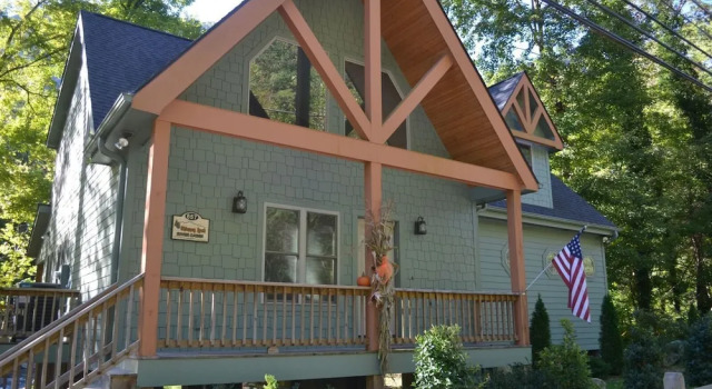 The Esmeralda Inn and Restaurant, Забронировать Отель Отели Чимни-Рок с парковкой, Парковка