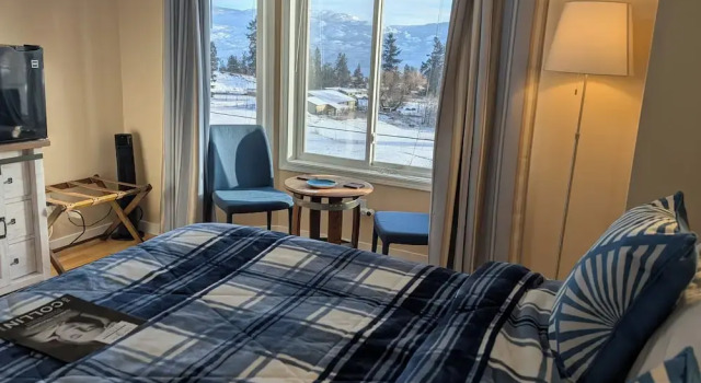 Номер Comfort Salish B&B and Spa