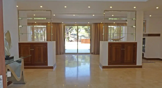 Stunning contemporary villa 5 bedrooms heated pool Las Chapas Marbella