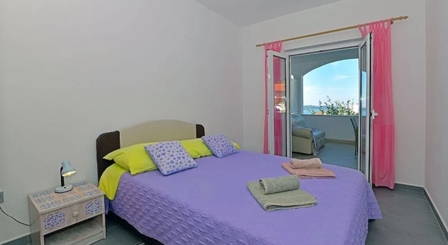 Apartments Biba Hvar, Забронировать Апартаменты/квартира Отели Хвара с парковкой, рядом с Church of the Holy Spirit Hvar, Парковка