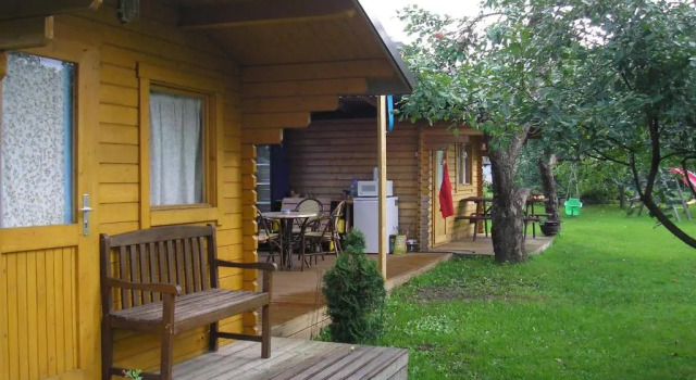 Бунгало Kaare Guesthouse