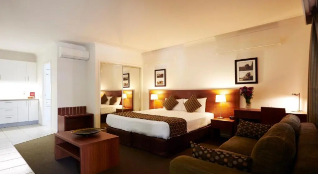 Люкс Executive Chinchilla Downtown Motor Inn