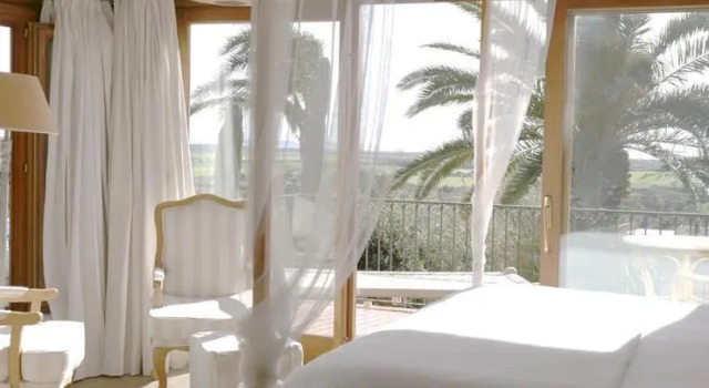 Suite Júnior com vista para o mar Es Turo
