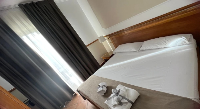 Двухместный номер Superior с балконом Hotel Leopardi