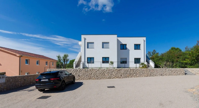 Apartments Residence Romance, Varaa Huoneisto Hotellit Kvarner Islands uima-altaalla, Uima-allas
