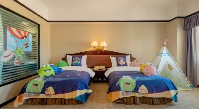 Семейный тент Telecom International Hotel