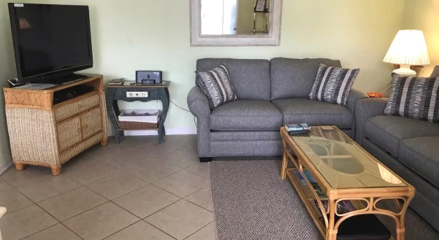 Siesta Beach House #211 2 Bedrooms 2 Bathrooms Condo