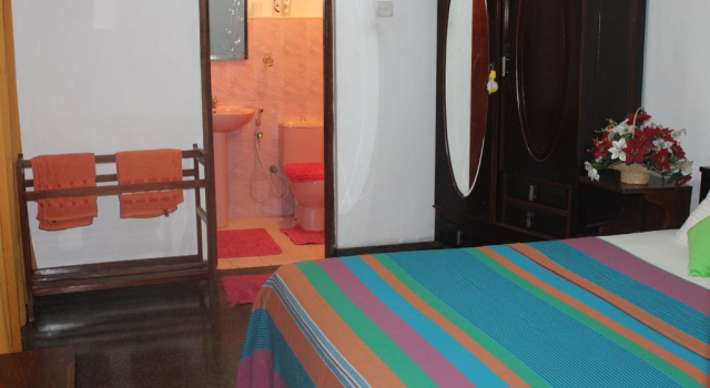 Alex Home Stay, Забронировать Отель Отели Канди с парковкой, рядом с Kandy Central Hospital, Парковка