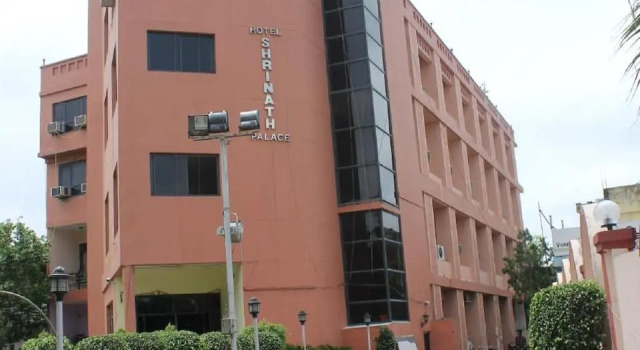 Hotel Shrinath Palace, Rezerwuj Hotel Jhansi Indie