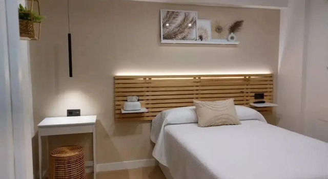 Pension Cabezas Oviedo, Book Pension Billige hoteller i Asturias