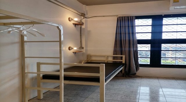Кровать в общем номере 8 SLEEPER STREET Guesthouse