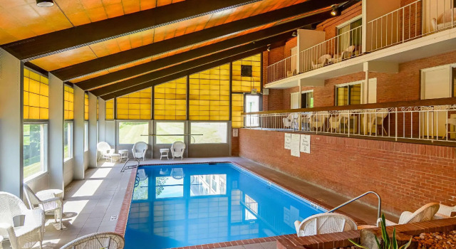 Двухместный люкс Clarion Inn Harpers Ferry-Charles Town