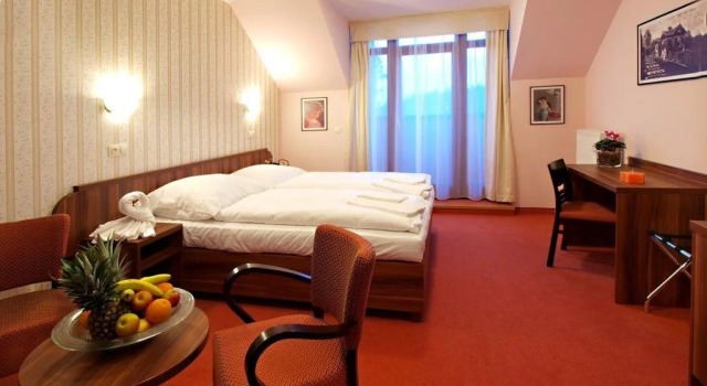 Studanka, Rezerwuj Hotel Hotele w Kraj hradecki ze śniadaniem, Śniadanie