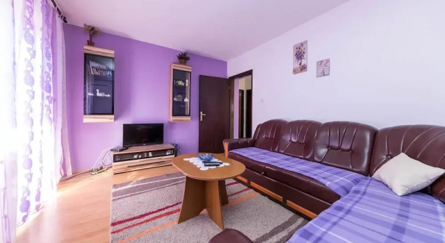 Apartment Eni, Забронировать Апартаменты/квартира Апартаменты Макарска, рядом с Набережная Рива (Макарска), Апартаменты/квартира