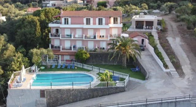 Апартаменты Superior Thomas Apartments