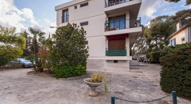 Apartment T2 Confort - Calme - Proche plage, Забронировать Апартаменты/квартира Ла-Сьота Calanques National Park, рядом с Saint Jean