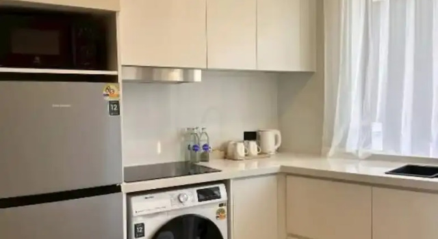 Люкс Superior с балконом и с видом на бассейн Wyndham Garden Samui Wing