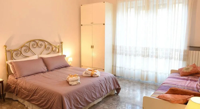Panda B&B, Book Bed and Breakfast Hoteller i Salerno med parkering, Parkering