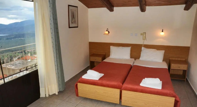 Двухместный номер Standard с красивым видом из окна Castri Hotel