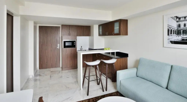 Люкс Fairfield by Marriott Pune Kharadi
