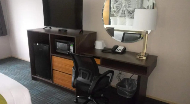 Номер Standard Super 8 by Wyndham Lynnwood