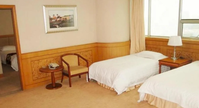 Liangyou Fulin, Rezerwuj Hotel Hotele SPA w Jinan, w pobliżu Black Tiger Spring, SPA
