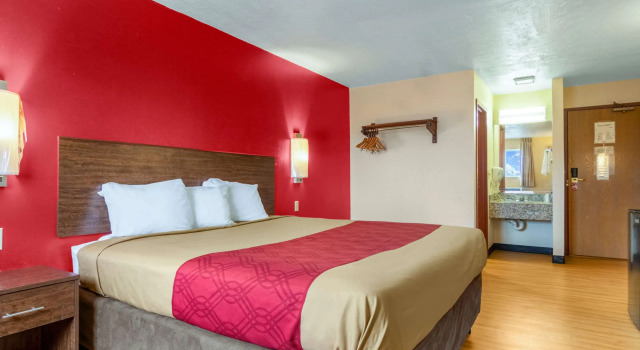 Двухместный номер Standard Econo Lodge Kent - Akron West