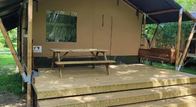 Camping Le Mouliat, Varaa Leirintäalue Moncrabeau Armagnac