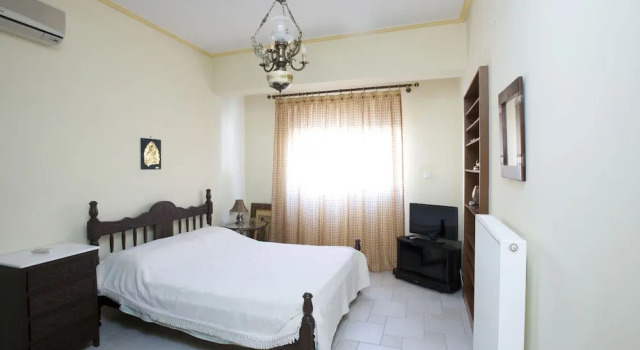 Spacious villa at Ilia Edipsou