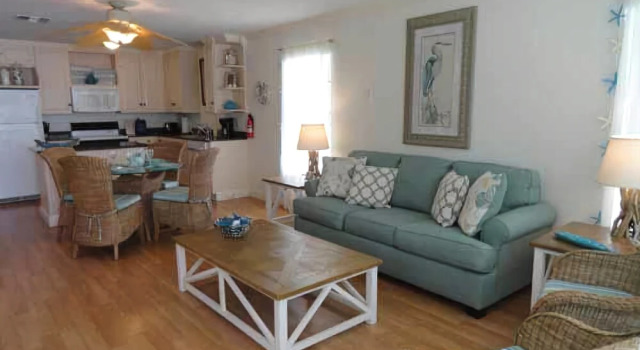 4 Beach Lovers - Unit 1