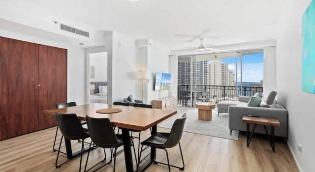 12th Floor Ocean Views in Chevron Towers, Prenota Appartamento Hotel a Queensland con parcheggio, Parcheggio