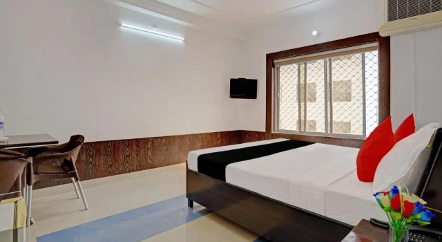 Hotel Chandralok, Rezervovat Hotel Rišikéš Uttarakhand