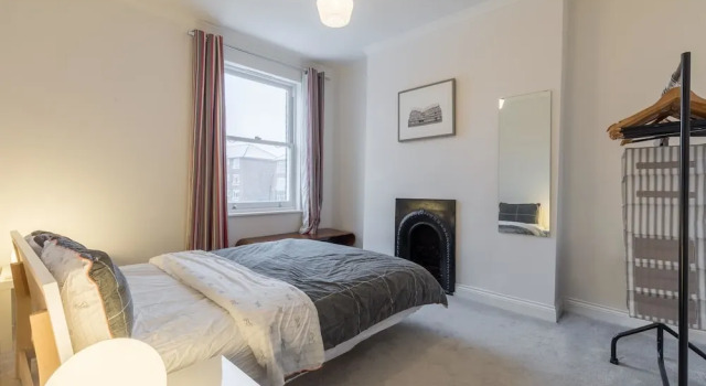 Stunning Spacious 3BD House With Garden - Sleeps 6