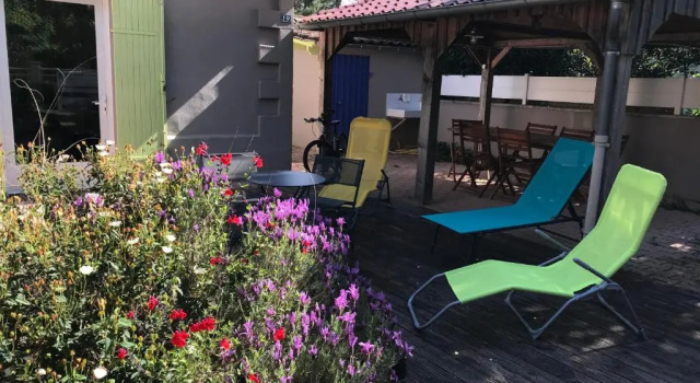 Коттедж Pitchounette villa Canaulaise 3ch 8p