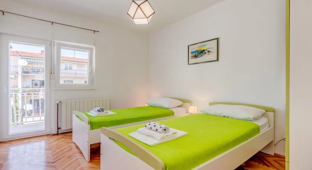 Apartments Maestral