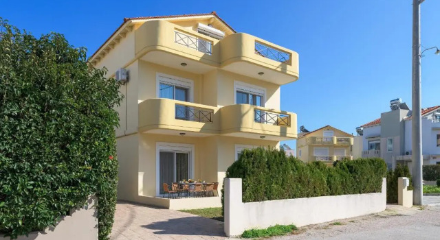 La Maisonette - 4 bedroom villa near the beach