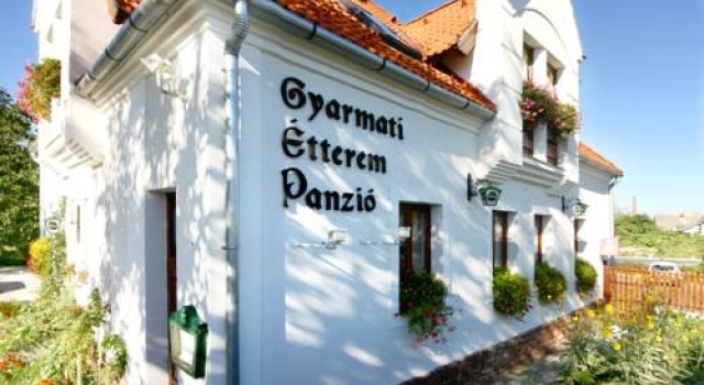Gyarmati Panzio, Rezervovat Hotel Veszprém Central Transdanubia