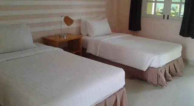 Baan Pud Duj Pien, Rezervovat Hotel Hotely v Petchaburi s parkováním, Parkování