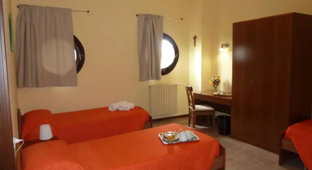Трёхместный номер Standard Villa Santa Maria dellArco - Centro Oreb