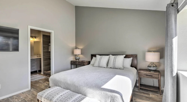 Коттедж Modern Flagstaff Retreat ~ 4 Mi to Downtown!