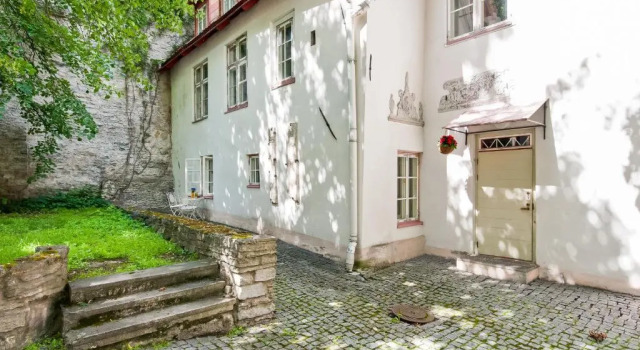 Апартаменты Old Town Central Apartment
