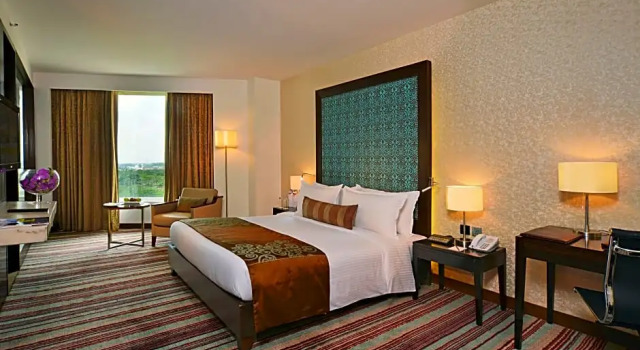 Двухместный номер Standard с видом на поле для гольфа Holiday Inn Chandigarh Panchkula