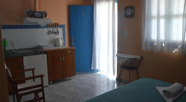 Meltemi Rooms and Studios