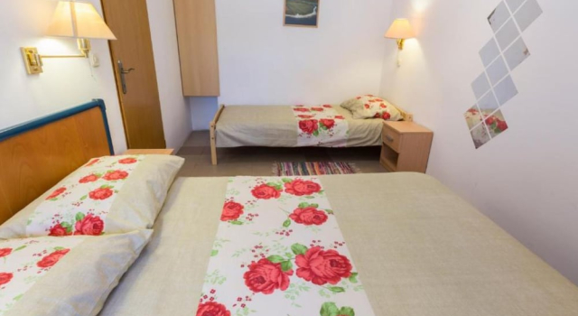 Mediterraneo Goga Apartments, Забронировать Апартаменты/квартира Мали-Лошинь Лошинь, рядом с Пляж Св.Мартин