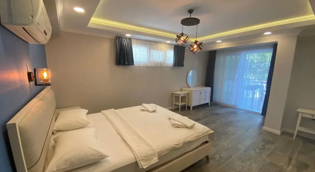 Olympia Apart 1 by Villa Buketi, Забронировать Вилла Виллы Фетхие, рядом с Стадион Фетхие, Вилла
